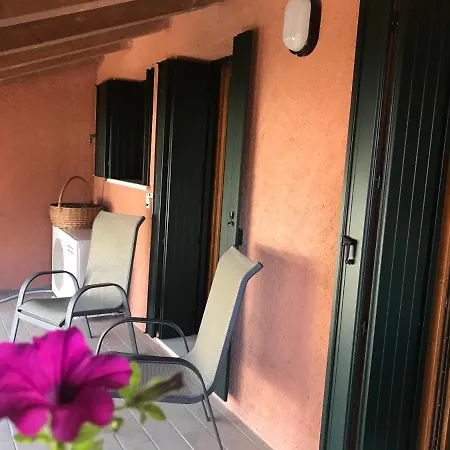 Apartamento Casa Del Balcone Fiorito *