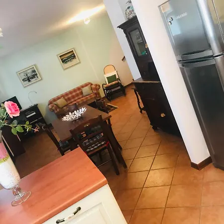 Casa Del Balcone Fiorito Apartamento Cormòns