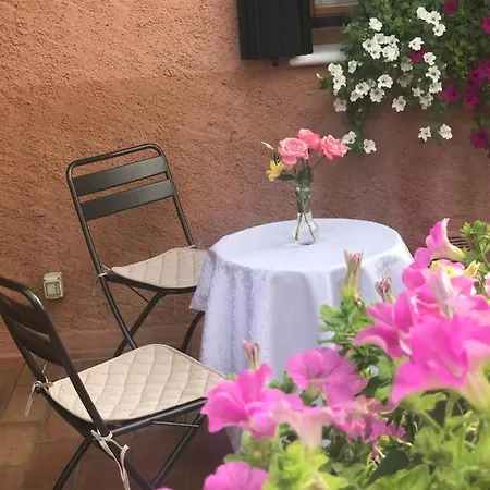 Casa Del Balcone Fiorito *